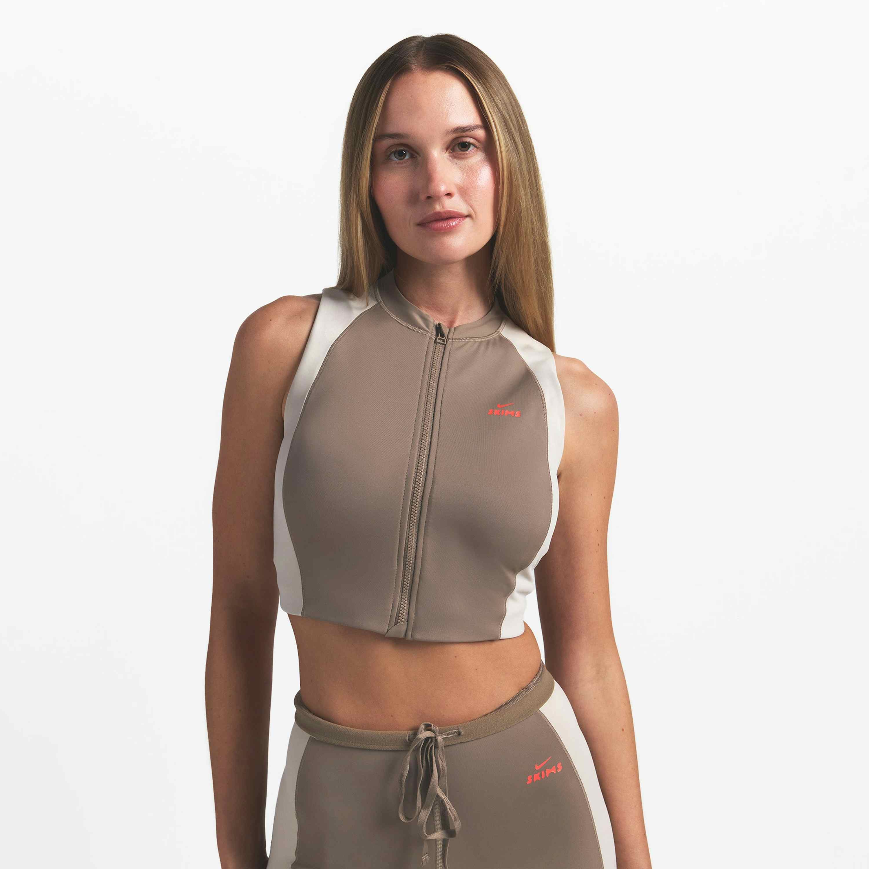 FRONT ZIP BRA