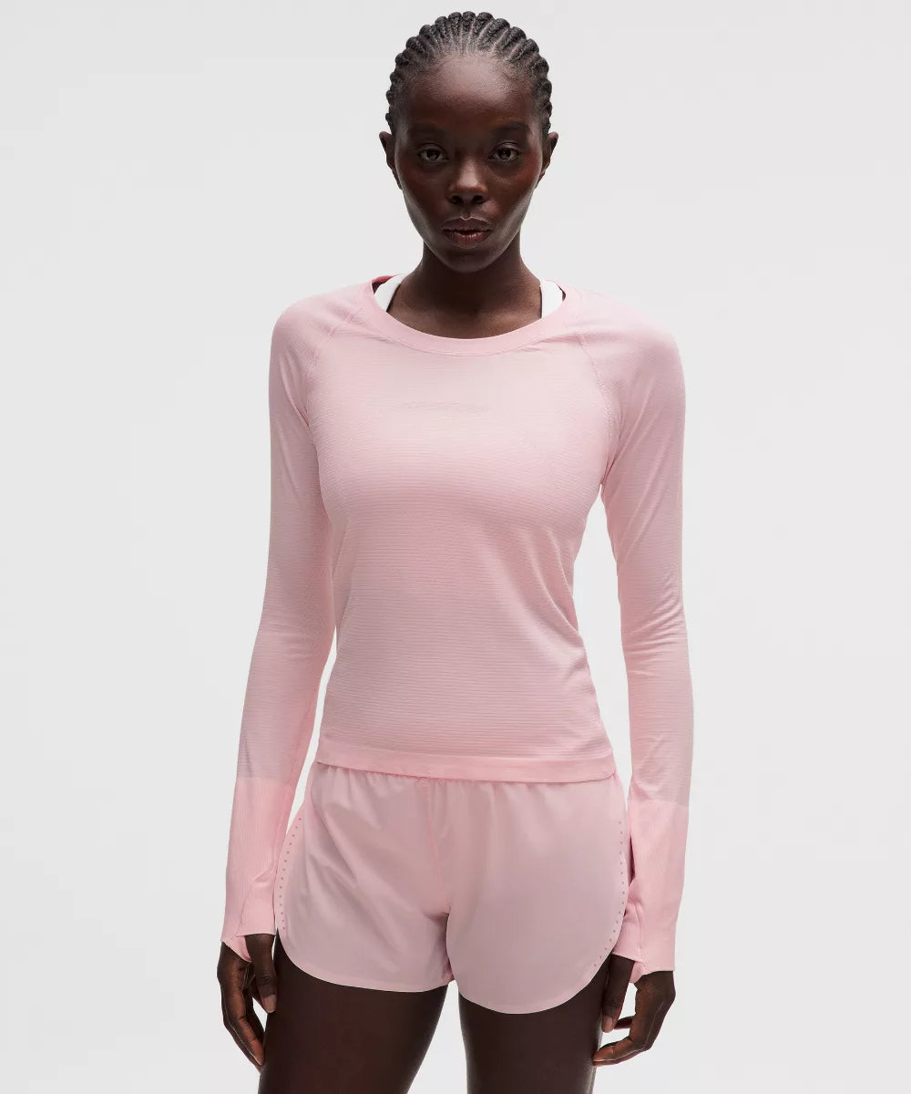 Haut manches longues Swiftly Tech 2.0 Longueur taille