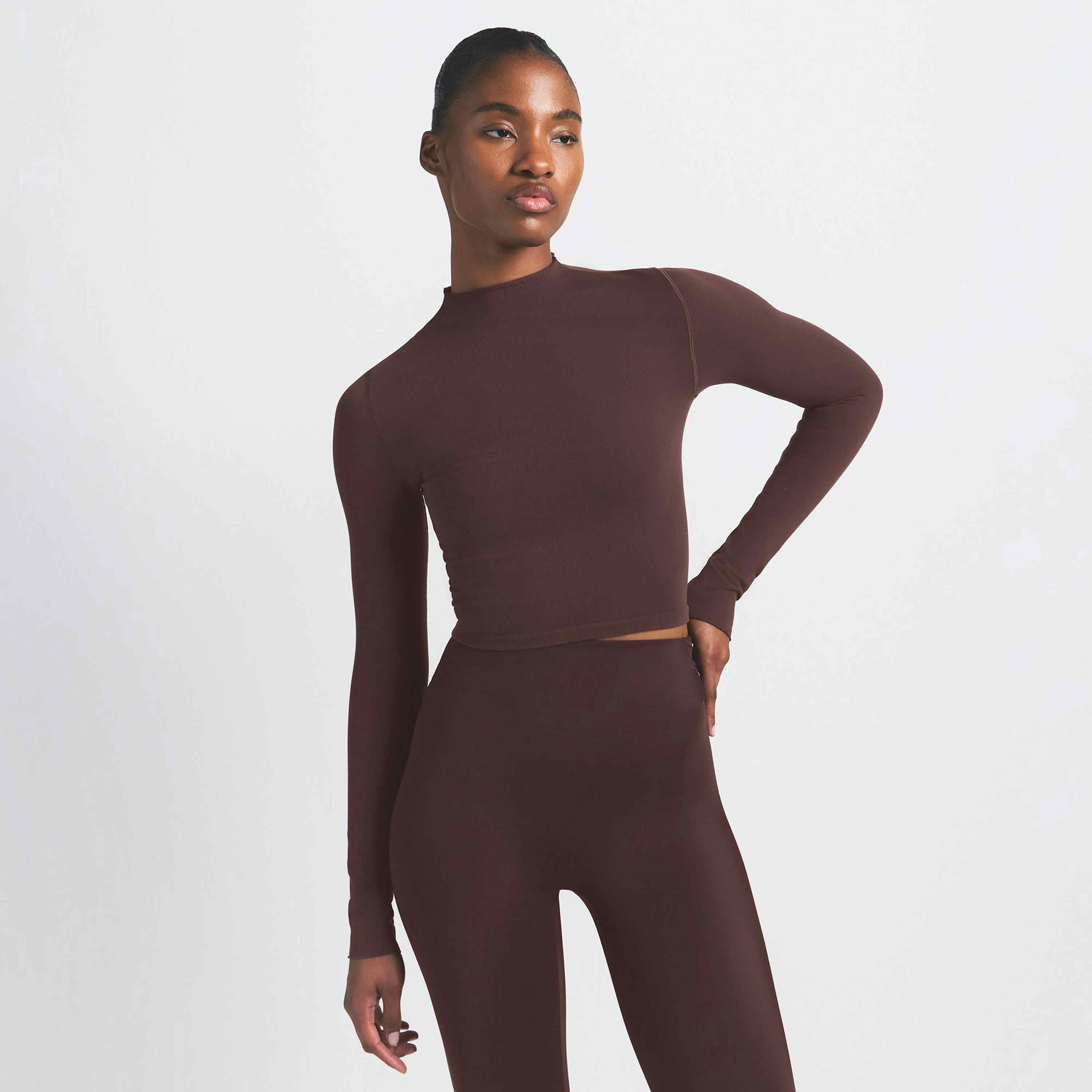 MOCK NECK CROP TOP