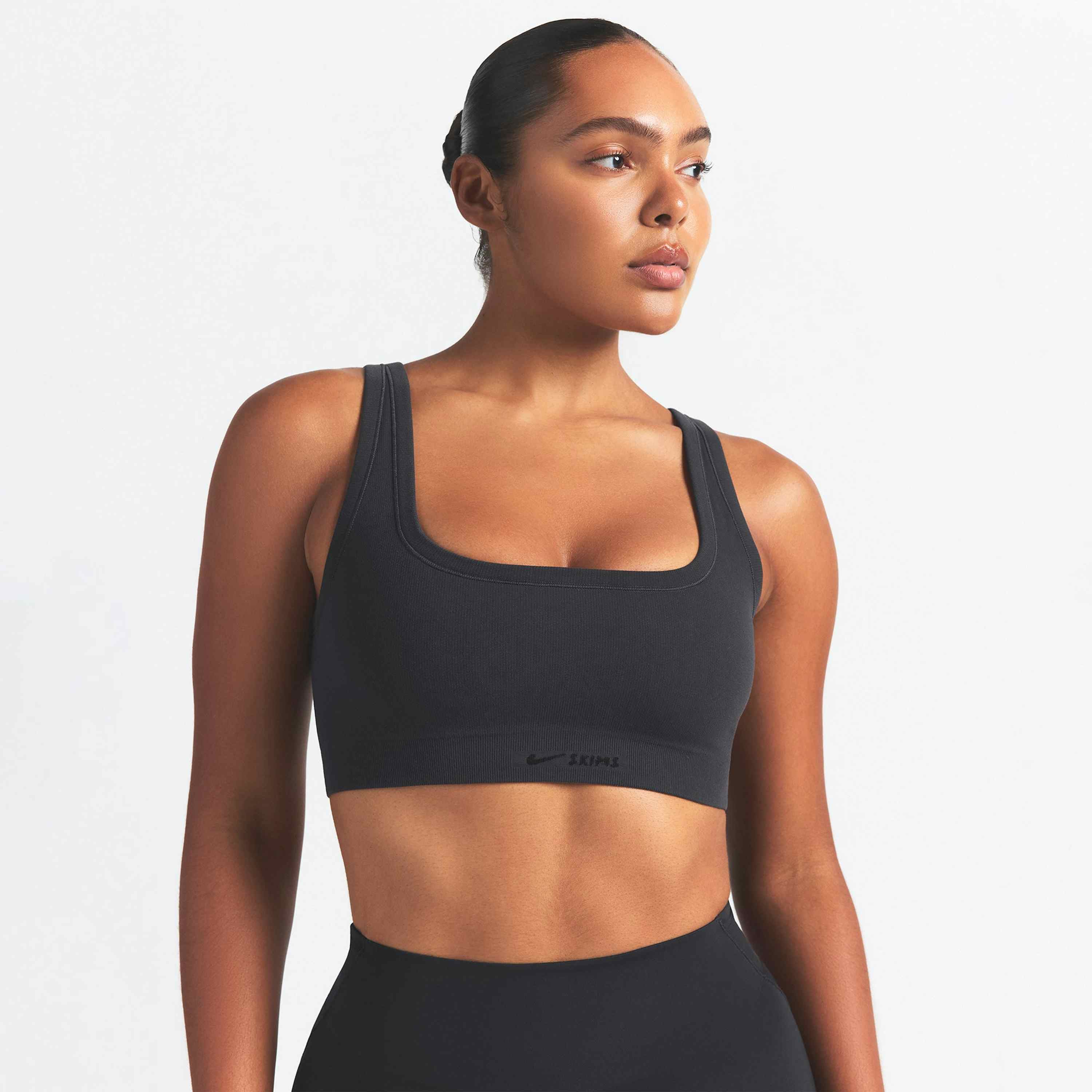 SCOOP NECK BRA